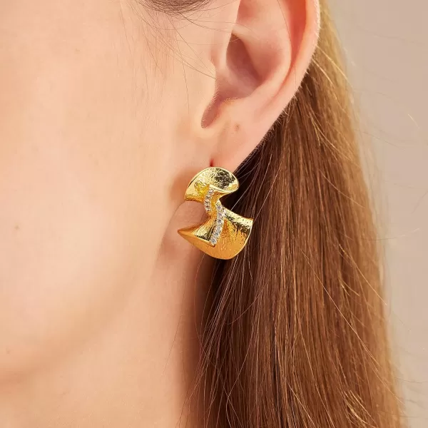 C.Paravano 18K Gold Earrings Studs | Stud Earrings for Women | Hypoallergenic Earring for Women | Flatback Stud Earrings | Stud Earrings Gold