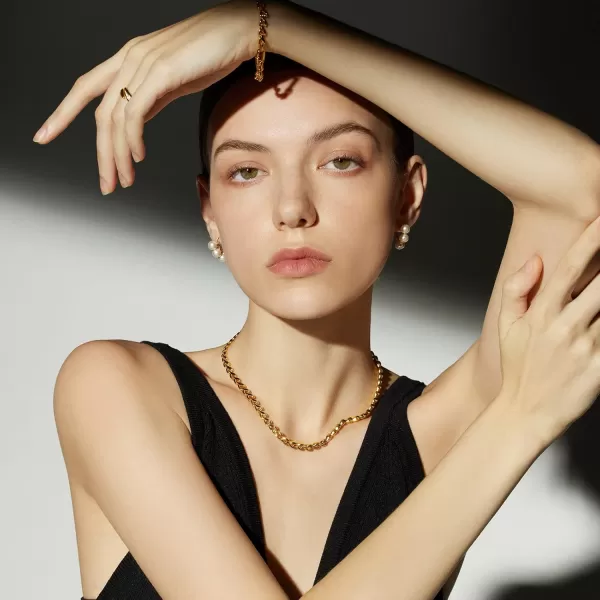 C.Paravano Hoop Earrings for Women | 18K Gold Plated Hoop Earrings | Platinum Hoop Earrings for Women | 925 Sterling Silver Hoop Earrings | Earrings for Women