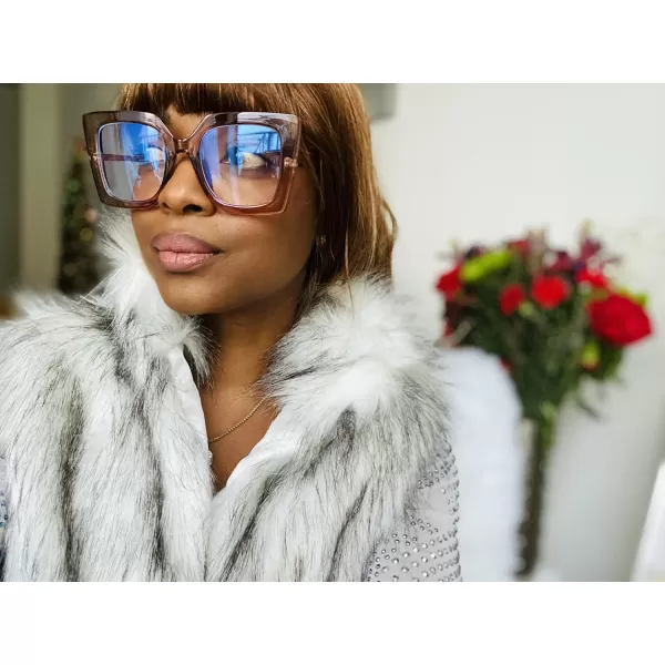 FEISEDY Oversized Square Blue Light Blocking Glasses Eye Strain Glare Pearl Inlay Arm Cat Eye Fashion Eyewear B2639Brown