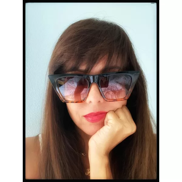 FEISEDY Vintage Square Cat Eye Sunglasses Women Trendy Cateye Sunglasses B2473Black Leopard