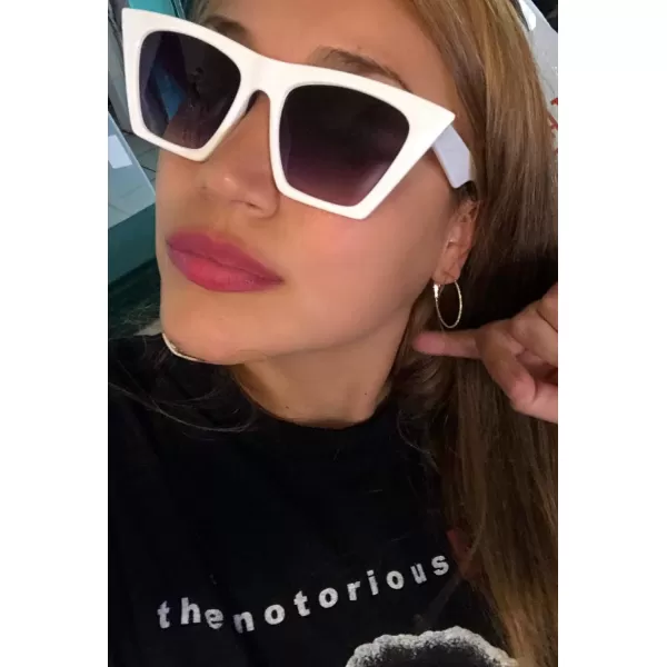 FEISEDY Vintage Square Cat Eye Sunglasses Women Trendy Cateye Sunglasses B2473White