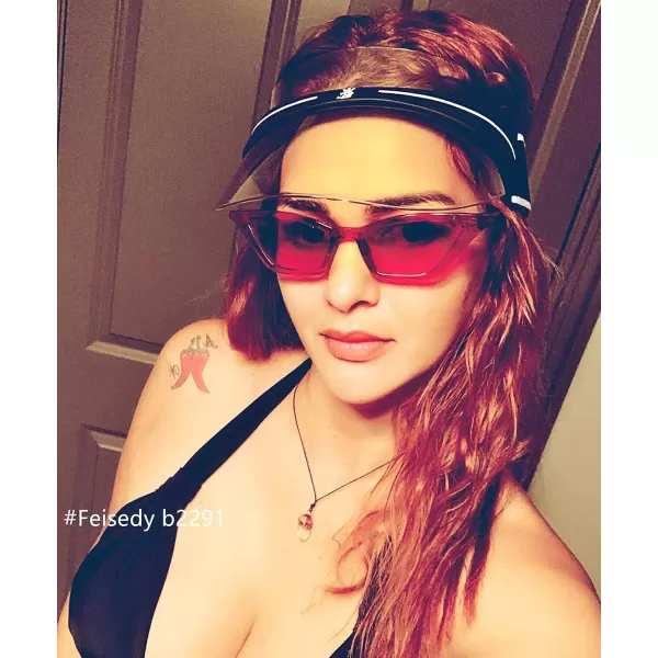 FEISEDY Small Cat Eye Sunglasses Vintage Square Shade Women Eyewear B2291Transparent Red  Red Lens
