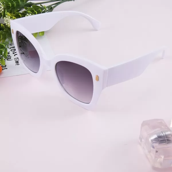 FEISEDY Retro Cat Eye Sunglasses Women Vintage Square Cateye Metal decorated Sunglasses B4032White