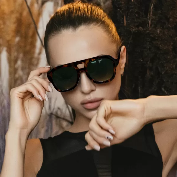 FEISEDY Vintage Aviator Sunglasses Double Bridge Women Men Large Square Thick Frame Trendy Eyewear UV400 B2846Brown Tortoise Frame  Gradient Dark Green Lens