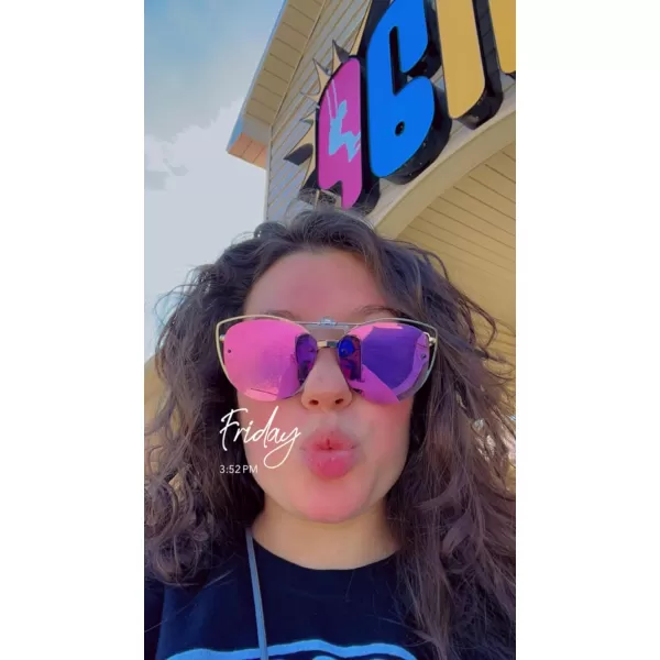 FEISEDY Womens Polarized Cat Eye Clip on Sunglasses with Flip up Function for Glasses B2670Gradient Pink