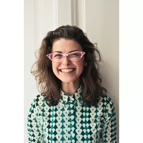 FEISEDY Lightweight Cat Eye Reading Glasses for Women Retro Small Anti Glare Readers B0042Purple Stripe