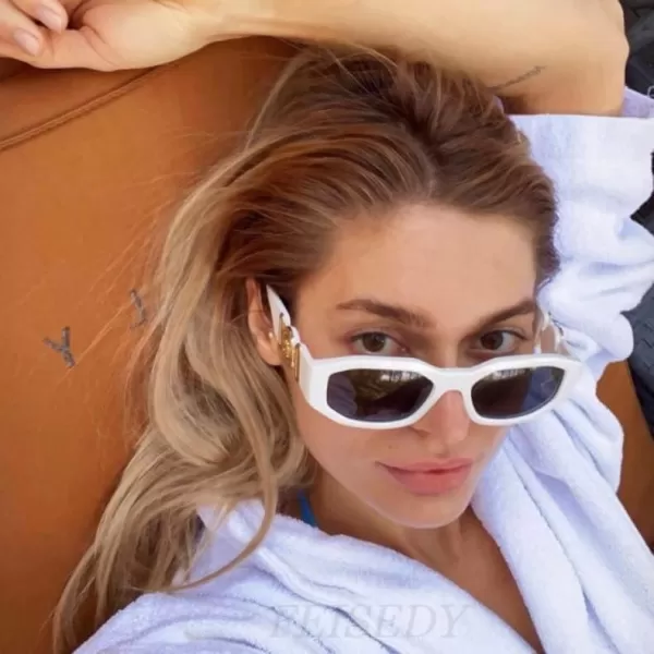 FEISEDY Retro Trendy Rectangle Sunglasses Women Men Vintage 90s Small Narrow Square Sunglasses B2322003 White FrameGray Lens