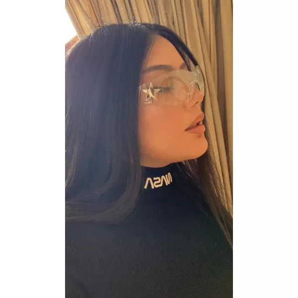FEISEDY Y2K Sunglasses for Women Men 2000s Fashion Rimless Wrap Around Frameless Star Sun Glasses B9090Clear Black Tinted