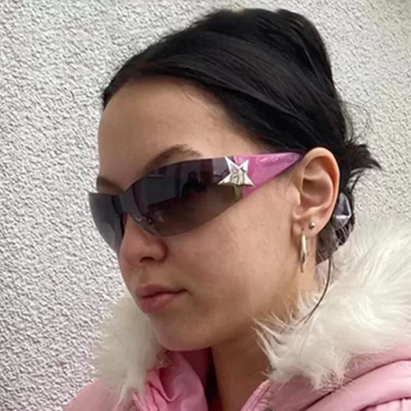 FEISEDY Y2K Sunglasses for Women Men 2000s Fashion Rimless Wrap Around Frameless Star Sun Glasses B9090Gradient Black