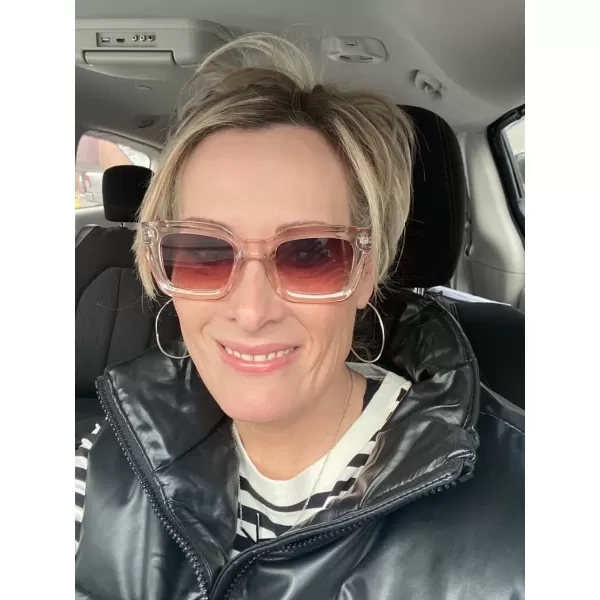 FEISEDY Classic Women Sunglasses Fashion Thick Square Sun Glasses Chunky Frame UV400 B2471Champagne Brown Lenses