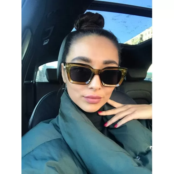 FEISEDY Classic Women Sunglasses Fashion Thick Square Sun Glasses Chunky Frame UV400 B2471Olive
