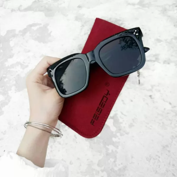 FEISEDY Vintage Women Butterfly Sunglasses Designer Luxury Square Gradient Sun Glasses Shades B2486Black