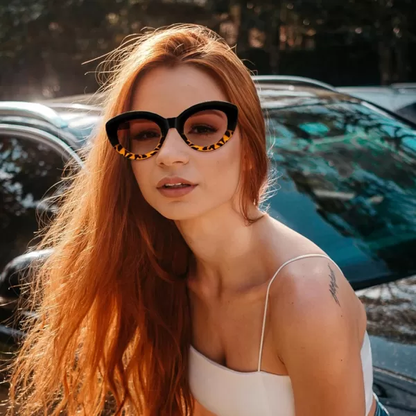 FEISEDY Oversized Cat Eye Sunglasses for Women Retro Thick Frame Oval Cateye Shades UV400 Sunnies B9068Black Leopard