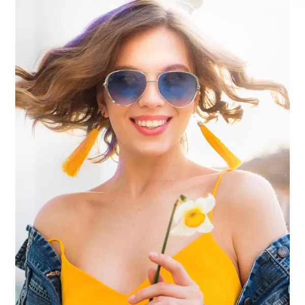 FEISEDY Retro Polarized Pilot Sunglasses for Women 70s Vintage Trendy Shades B4147Blue