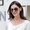 imageFEISEDY Vintage Polarized Aviator Sunglasses Men Women Classic American Gradient Lens UV400 Protection B0273Gold Framed and Gradient Brown Lens