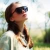 imageFEISEDY Retro Square Aviator Sunglasses Women Men 70s Vintage Trendy Plastic Frame Sun Glasses B4158Transparent Green  Black