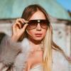 imageFEISEDY Retro Square Aviator Sunglasses Women Men 70s Vintage Trendy Plastic Frame Sun Glasses B4158Transparent Green  Green