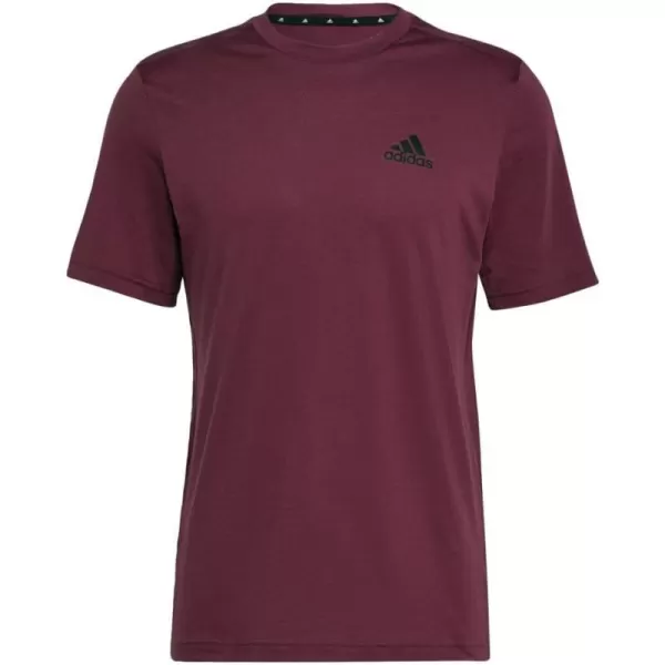 adidas Mens Aeroready Designed 2 Move Feelready Sport TeeVictory CrimsonBlack