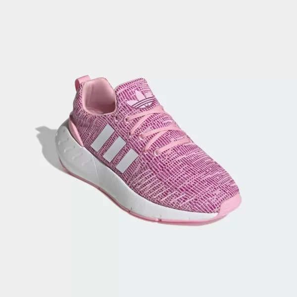 imageadidas UnisexChild Swift Run 22 SneakerTrue PinkWhiteVivid Pink