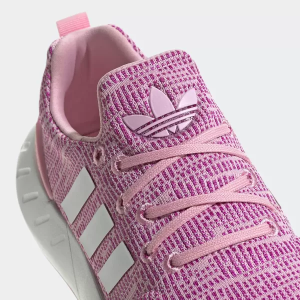 imageadidas UnisexChild Swift Run 22 SneakerTrue PinkWhiteVivid Pink