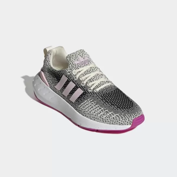 imageadidas Womens Swift Run 22 SneakerCream WhiteClear PinkVivid Pink