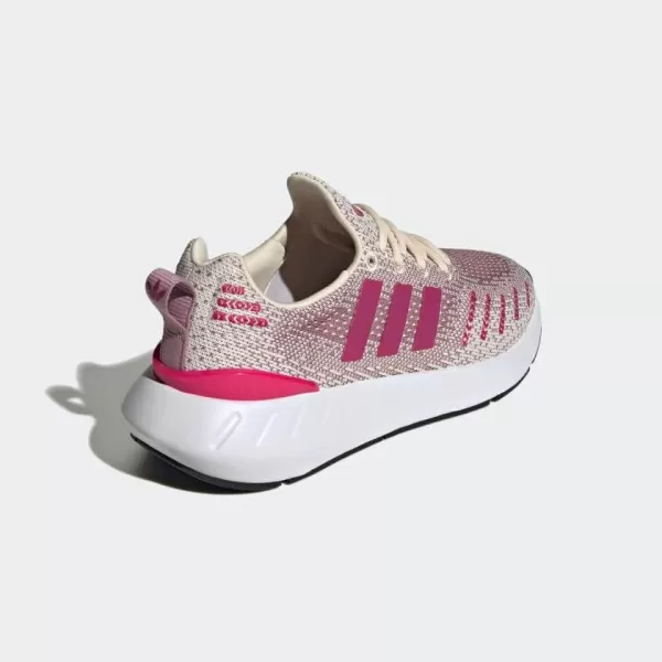 imageadidas Womens Swift Run 22 SneakerEcru TintMagic MauveMagic Mauve