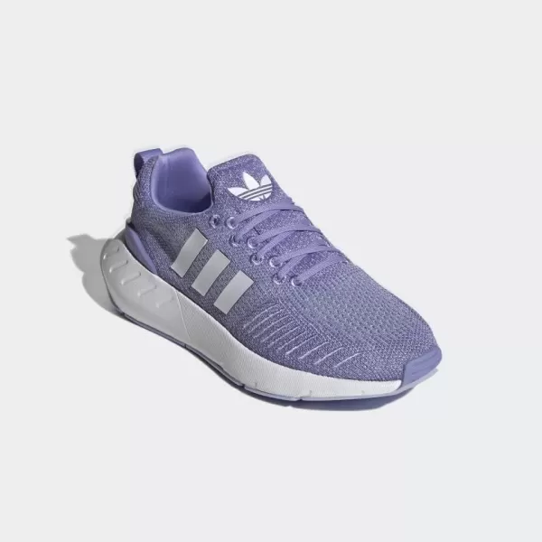 imageadidas Womens Swift Run 22 SneakerLight PurpleWhiteDust Purple