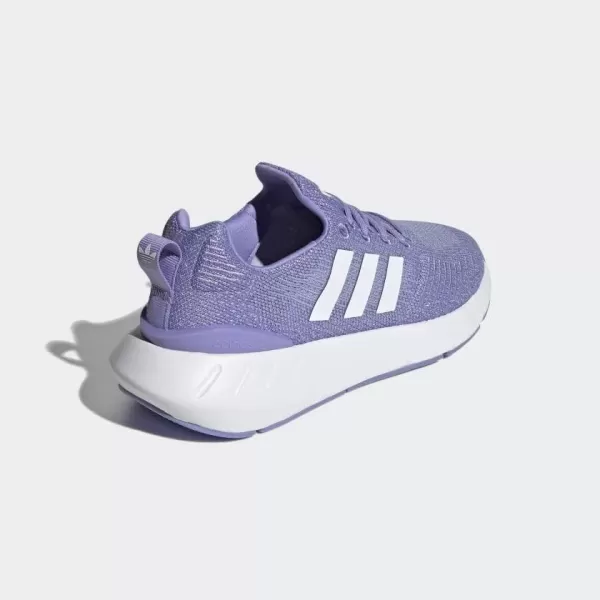 imageadidas Womens Swift Run 22 SneakerLight PurpleWhiteDust Purple