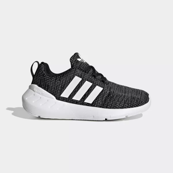 imageadidas UnisexChild Swift Run 22 SneakerBlackWhiteGrey