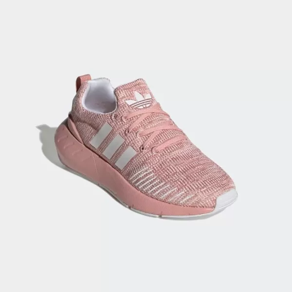 imageadidas UnisexChild Swift Run 22 SneakerWonder MauveCloud WhiteWonder Mauv