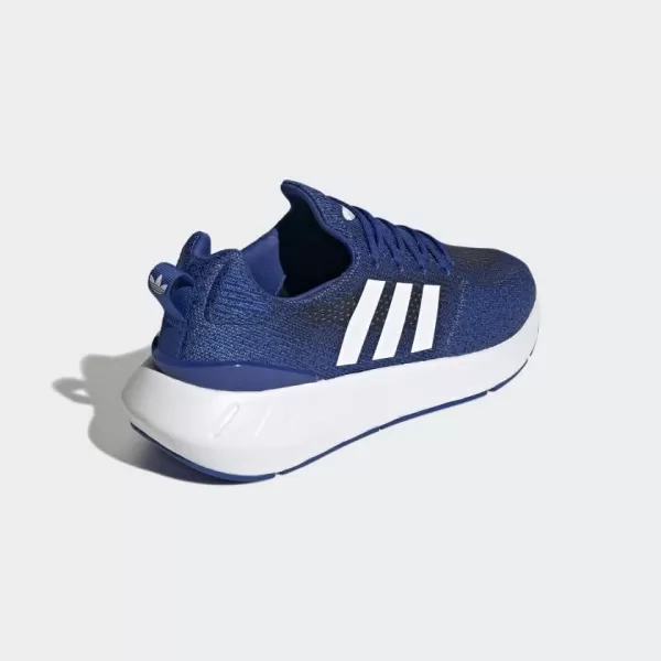 imageadidas Swift Run 22 ShoesTeam Royal BlueWhiteLegend Ink