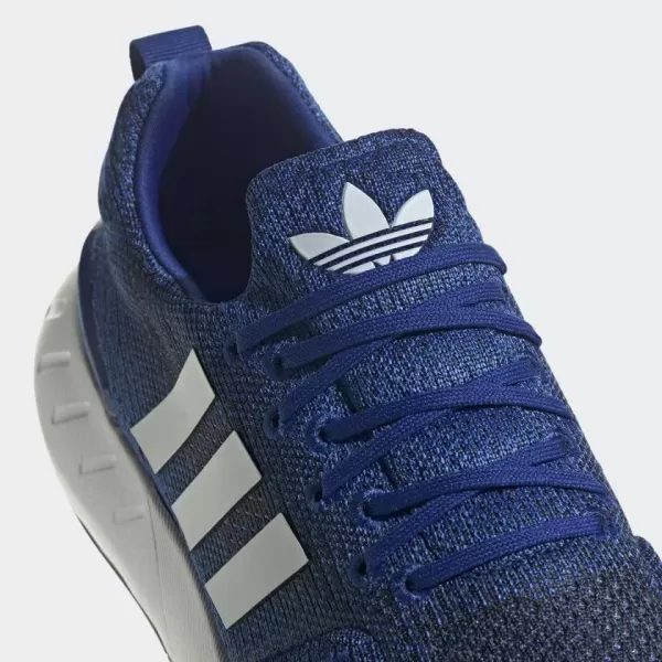 imageadidas Swift Run 22 ShoesTeam Royal BlueWhiteLegend Ink