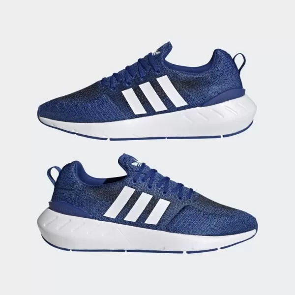 imageadidas Swift Run 22 ShoesTeam Royal BlueWhiteLegend Ink