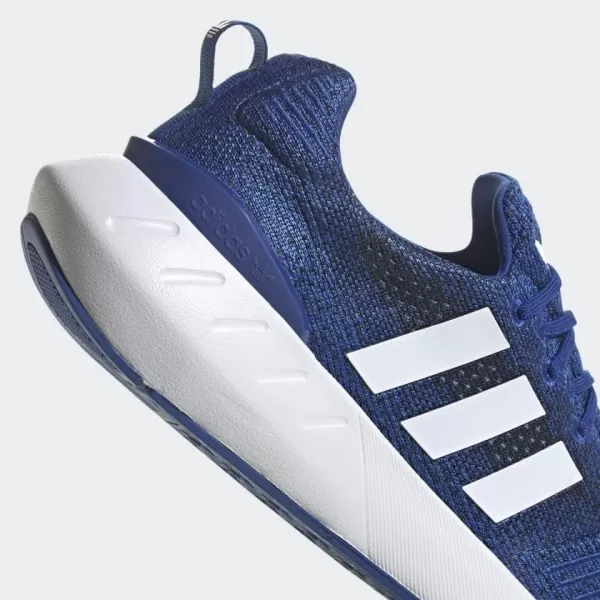 imageadidas Swift Run 22 ShoesTeam Royal BlueWhiteLegend Ink