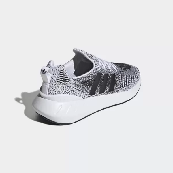 imageadidas Swift Run 22 ShoesWhiteWhiteBlack