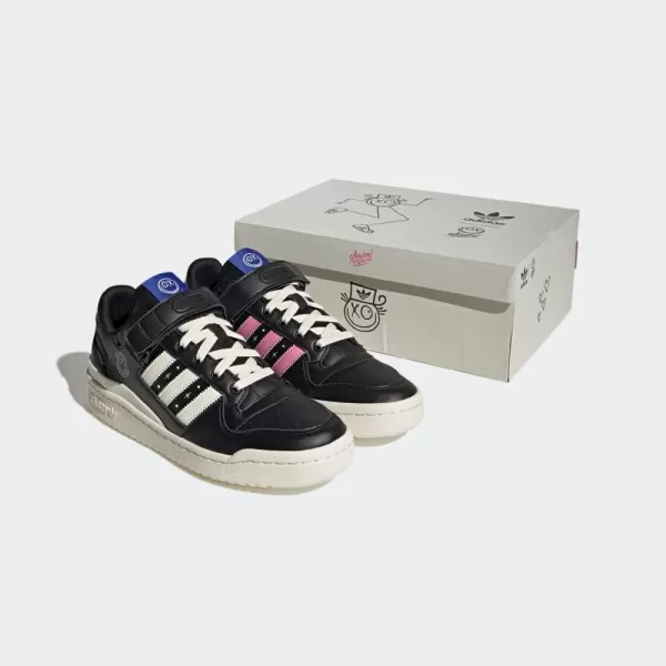 imageadidas Mens Forum Low SneakerBlackCream WhiteBlack