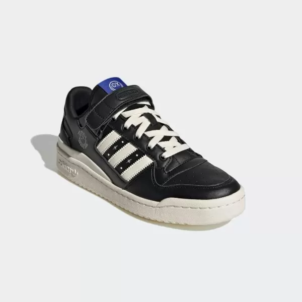 imageadidas Mens Forum Low SneakerBlackCream WhiteBlack