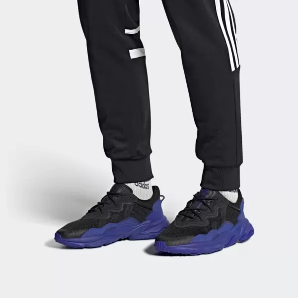 imageadidas Originals Mens Ozweego SneakerCore BlackCore BlackSemi Lucid Blu