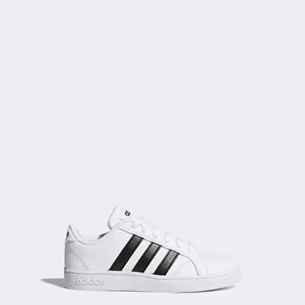 imageadidas Kids Baseline SneakerWhiteBlackWhite