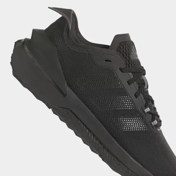 imageadidas UnisexAdult Avery Running ShoeBlackBlackCarbon