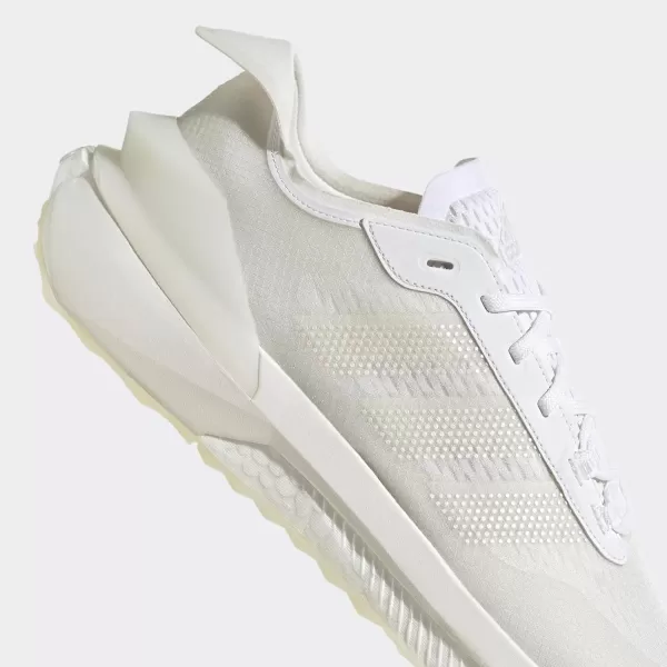 imageadidas UnisexAdult Avery Running ShoeWhiteZero MetallicCrystal White