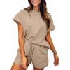 B Pale Khaki
