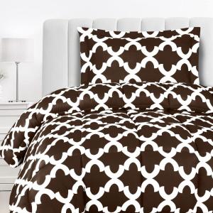 imageUtopia Bedding  Comforter Set with 2 Pillow Shams  3 Pieces Bedding Comforter Sets  Down Alternative Comforter  Soft and Comfortable  Machine Washable Plum QueenQuatrefoil Chocolate