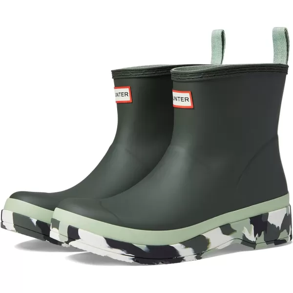 Hunter Play Short Splash Boots for Women Offers Rubber Upper, Recycled Polyester Lining, and Round Toe Design