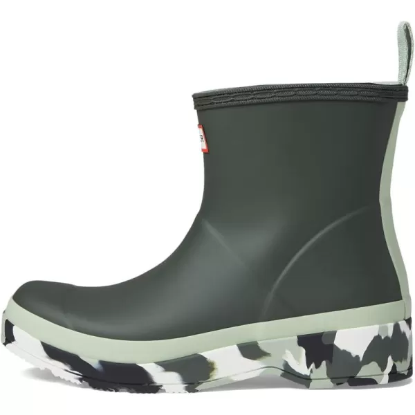 Hunter Play Short Splash Boots for Women Offers Rubber Upper, Recycled Polyester Lining, and Round Toe Design