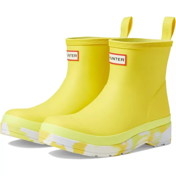 Hunter Play Short Splash Boots for Women Offers Rubber Upper, Recycled Polyester Lining, and Round Toe Design
