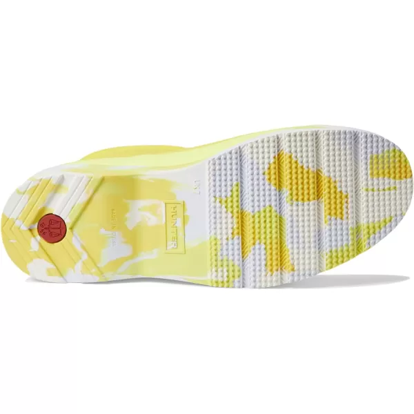 Hunter Play Short Splash Boots for Women Offers Rubber Upper, Recycled Polyester Lining, and Round Toe Design