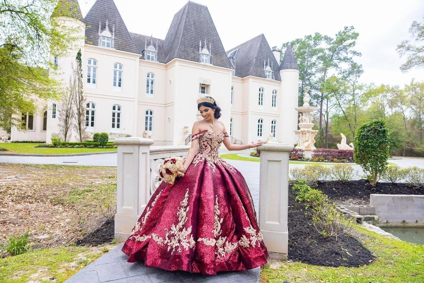 imageYoujiayi Sparkly Sequin Quinceanera Dresses Gold Appliques Ball Gowns Off Shoulder Beaded Sweet 16 Dresses for WomenLight Pink