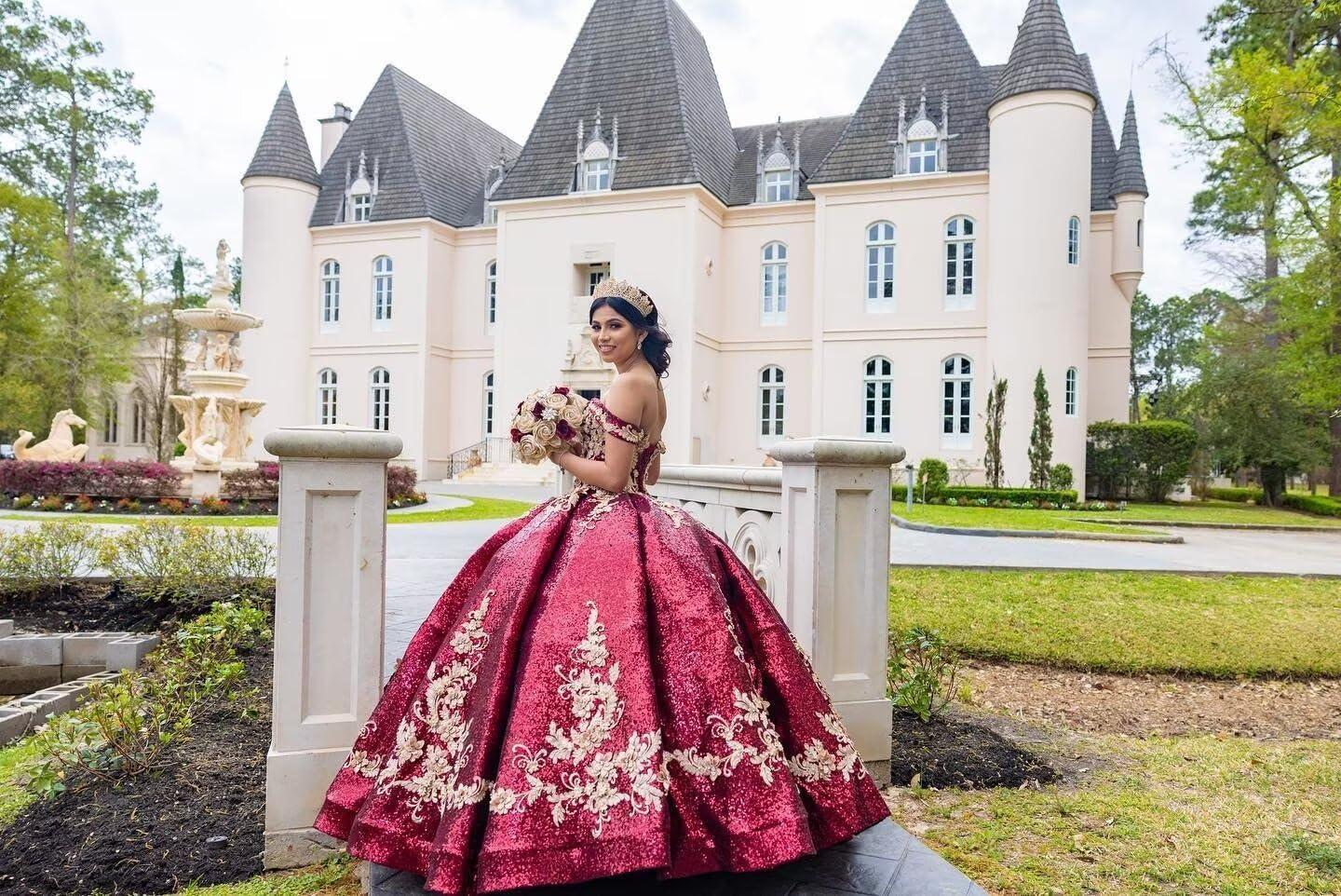 imageYoujiayi Sparkly Sequin Quinceanera Dresses Gold Appliques Ball Gowns Off Shoulder Beaded Sweet 16 Dresses for WomenPink