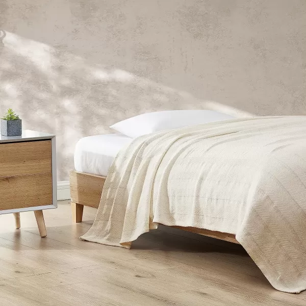 imageEddie Bauer  King Blanket Lightweight Cotton Bedding Home Decor for All Seasons Herringbone Chrome KingQueen Bone